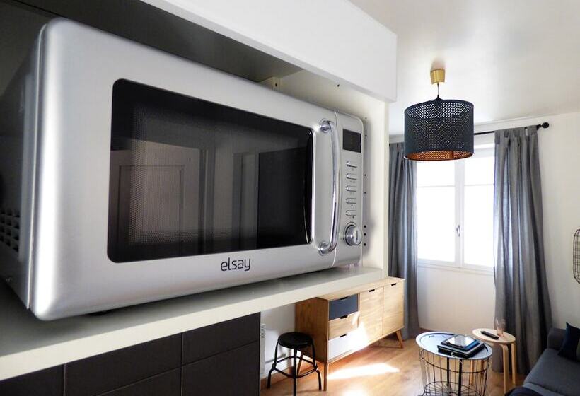 بنسيون Les Hauts De Malirat