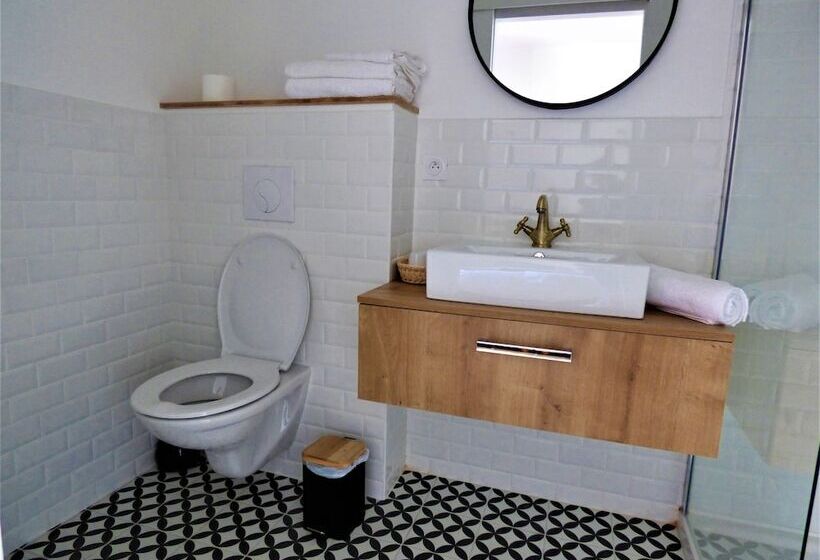 بنسيون Les Hauts De Malirat