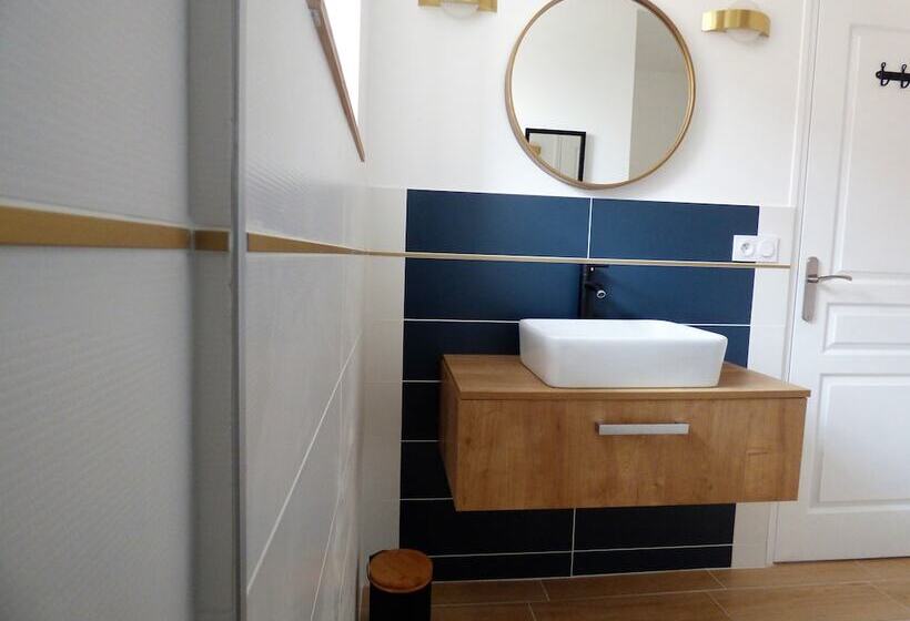 بنسيون Les Hauts De Malirat