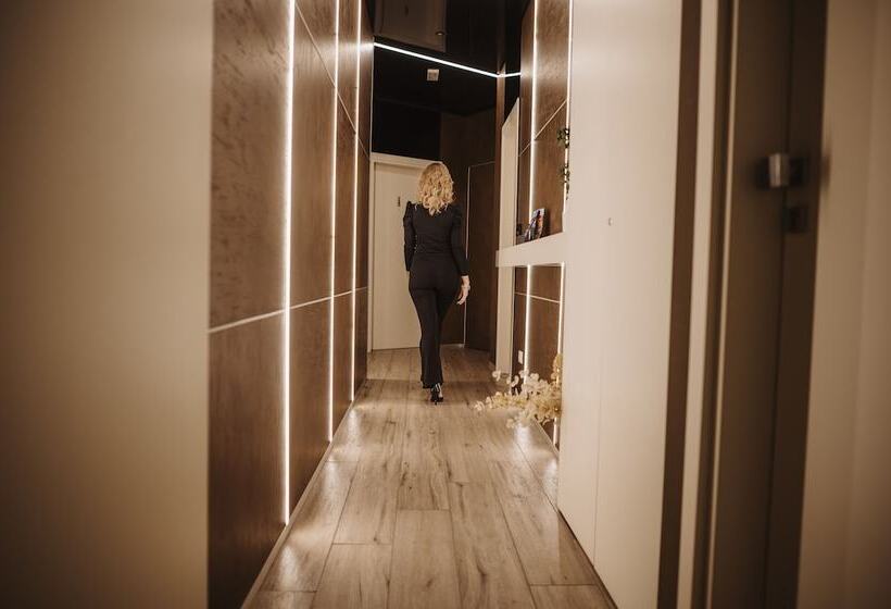 بنسيون Th Luxury Rooms