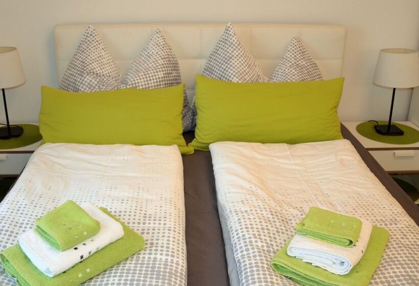 Pension & Restaurant La Amalia