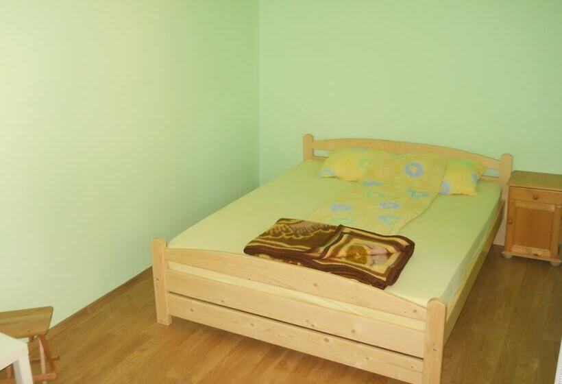 Pensiunea Cabana Sestina