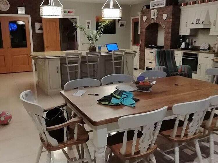 Tig Na Coille B&b Country House