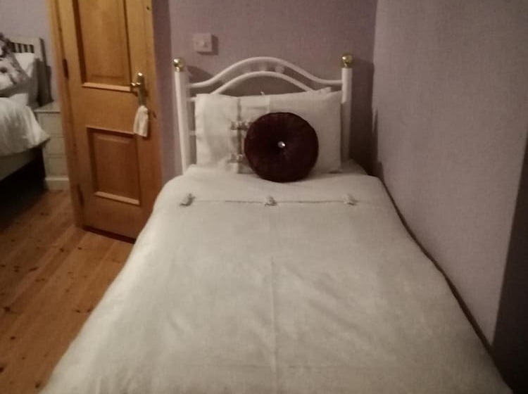 Tig Na Coille B&b Country House