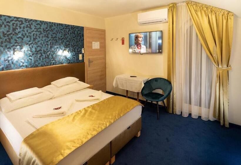 ホテル Teátrum Boutique