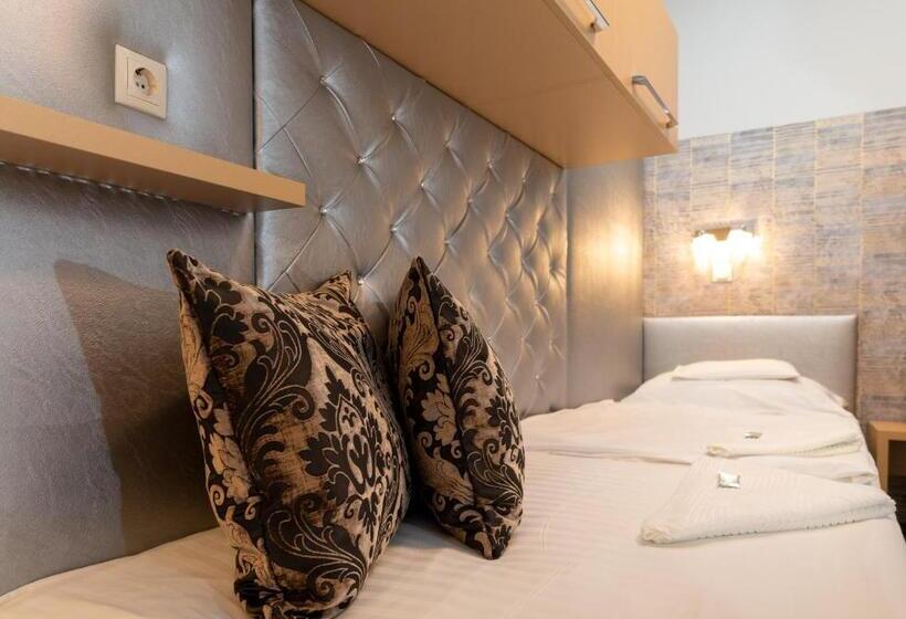 ホテル Teátrum Boutique