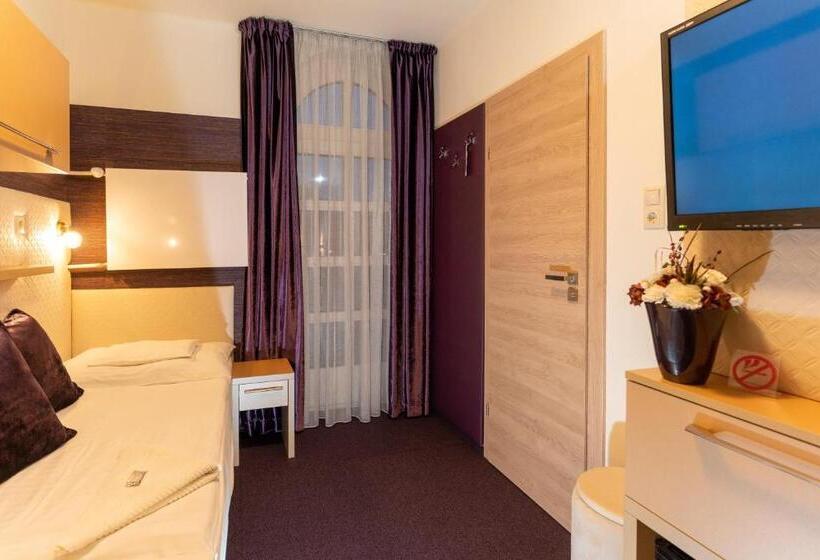 ホテル Teátrum Boutique