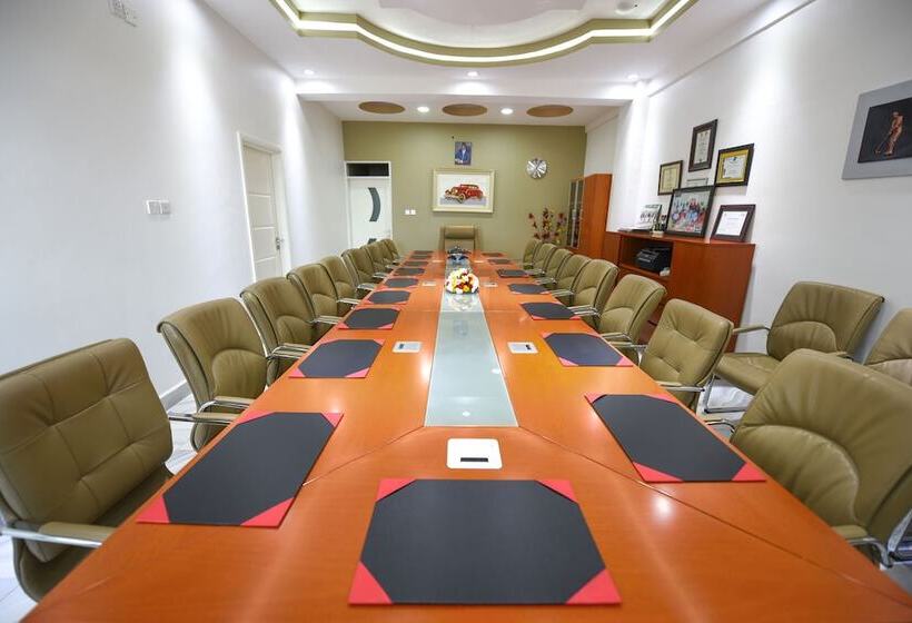 Bmk House Apartments