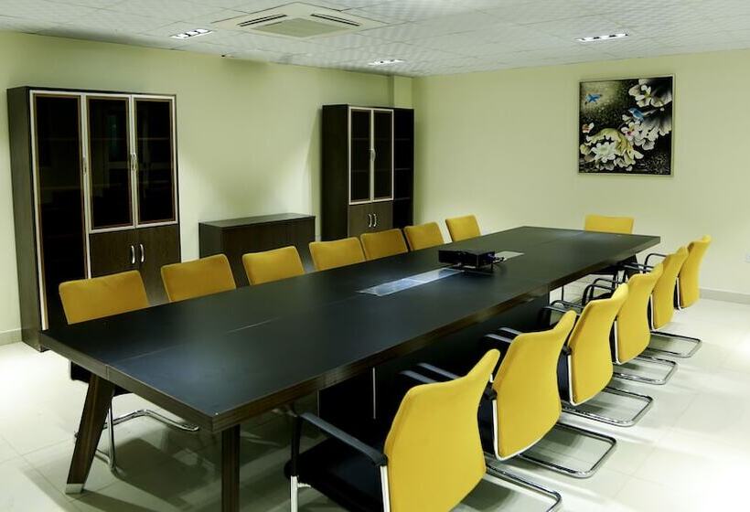 Bmk House Apartments