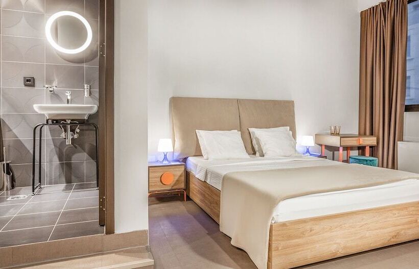 هتل Avangarda Suites