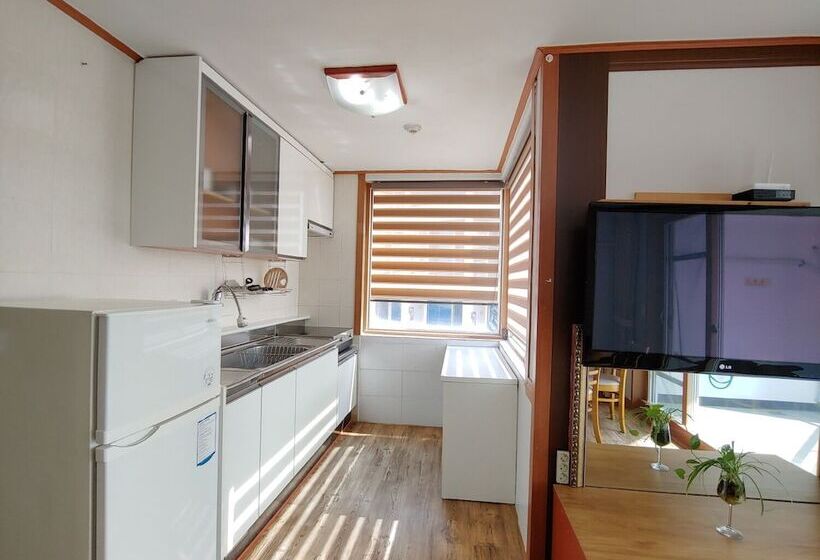 בית מלון כפרי Bomulsum