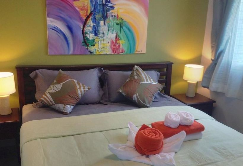 בית מלון כפרי Coconut Homes & Cafe