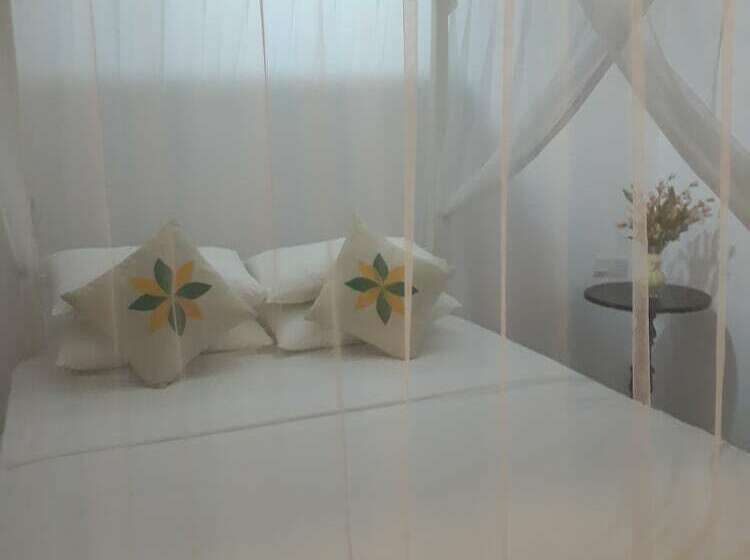 فندق Dineth Villa