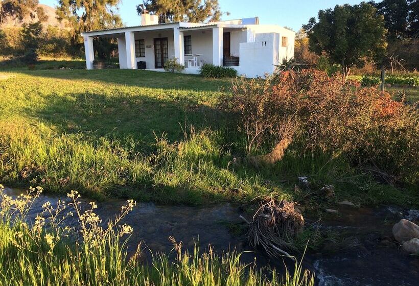 فندق Fraaigelegen Farm