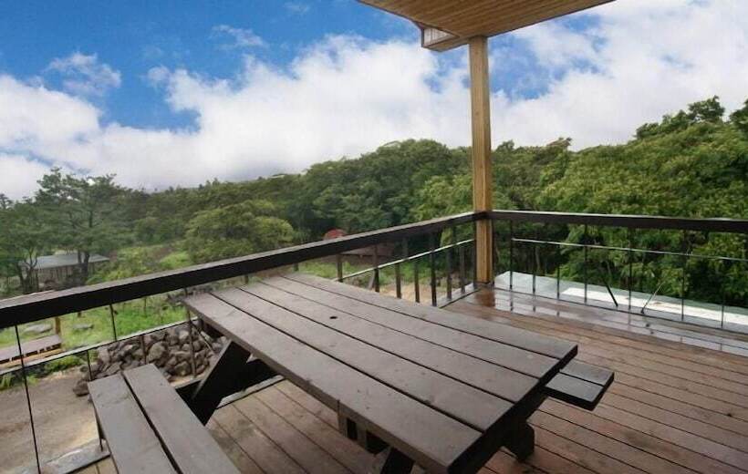 Hotel Gotjawal Geomun Oreum Pension