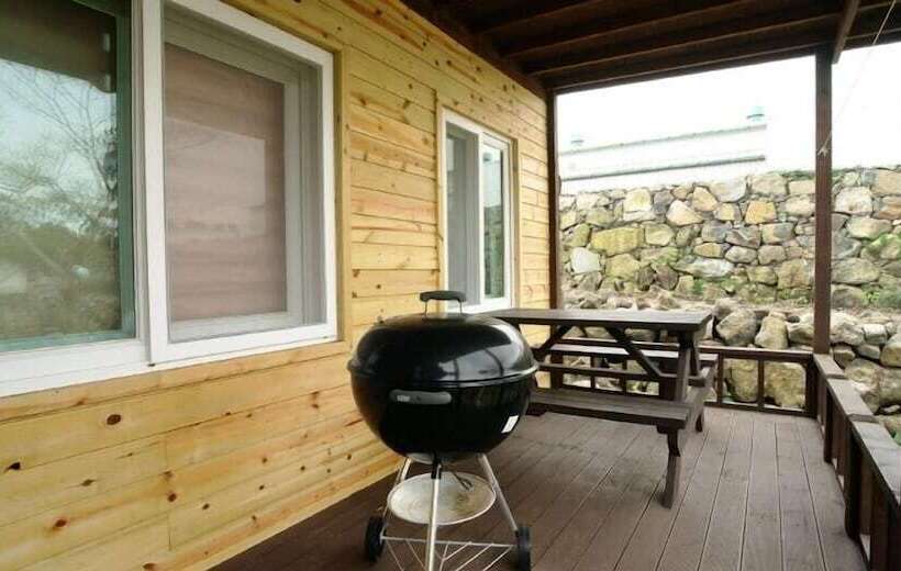 Hotel Gotjawal Geomun Oreum Pension