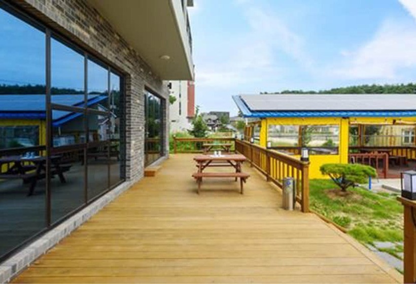 Отель Gyeongpoen Pension