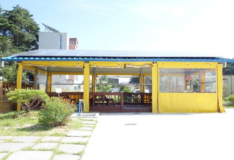 Отель Gyeongpoen Pension