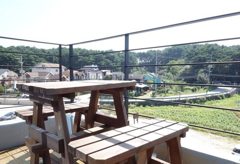 Отель Gyeongpoen Pension