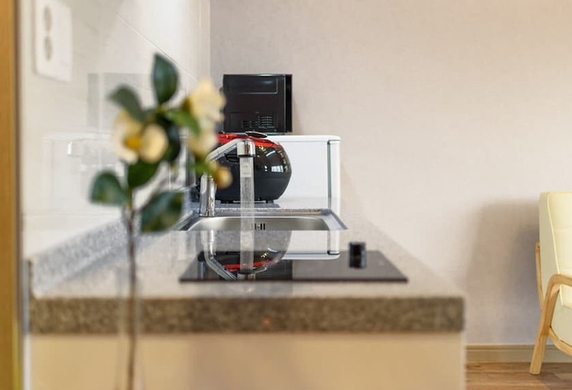 Отель Gyeongpoen Pension