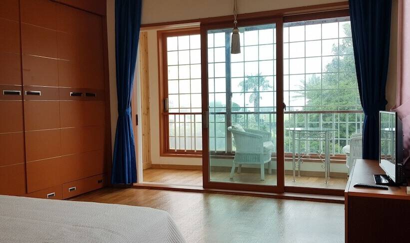 בית מלון כפרי Jeju Again Olle Pension