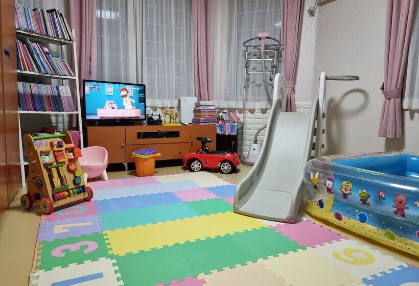 בית מלון כפרי Jeju Again Olle Pension