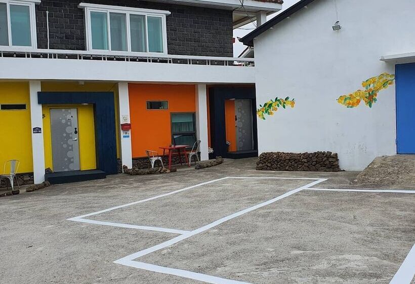 בית מלון כפרי Jejumermuri