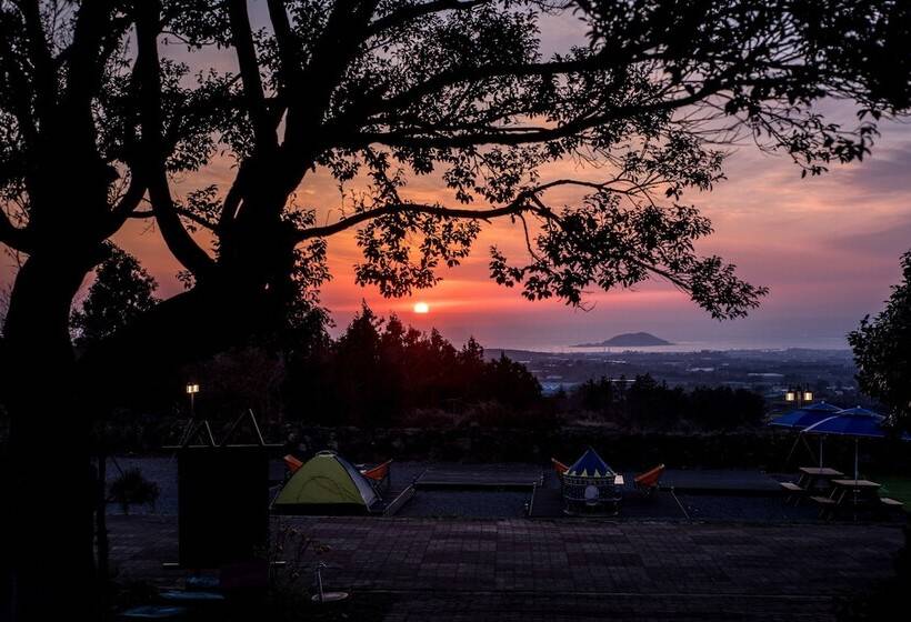 בית מלון כפרי Jeju Nollmung