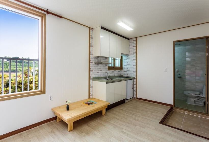 酒店 Jejuwayo Pension