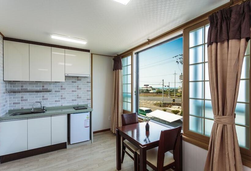 酒店 Jejuwayo Pension