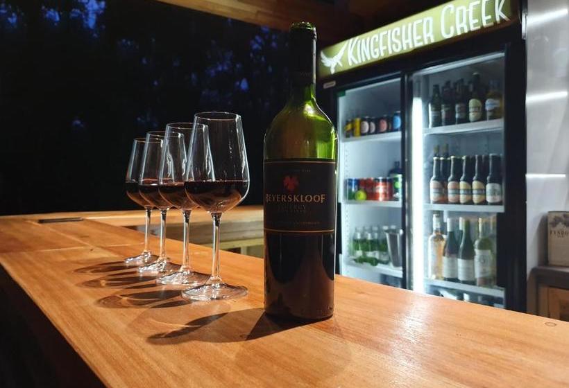 ホテル Kingfisher Creek Safari Lodge