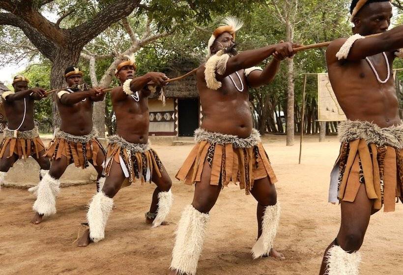 ホテル Kingfisher Creek Safari Lodge