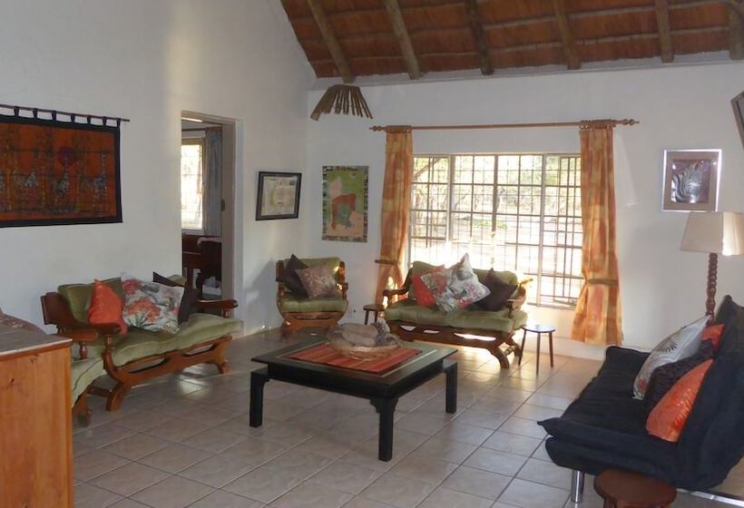 ホテル Kruger Cottage