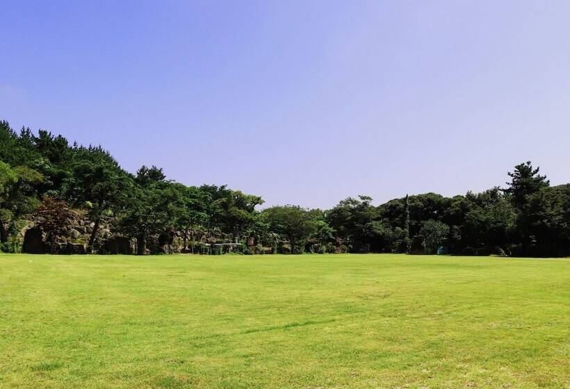 ホテル Leeds Pension