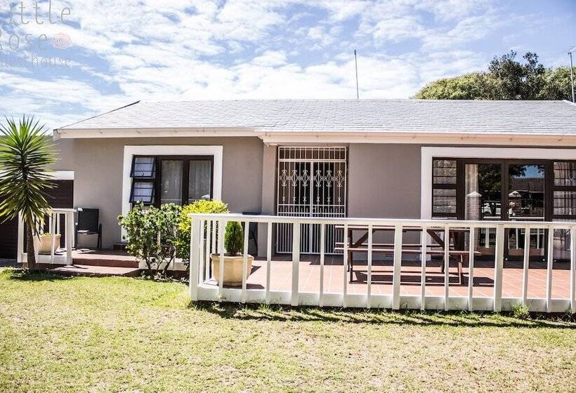 هتل Little Rose Guesthouse & Self Catering