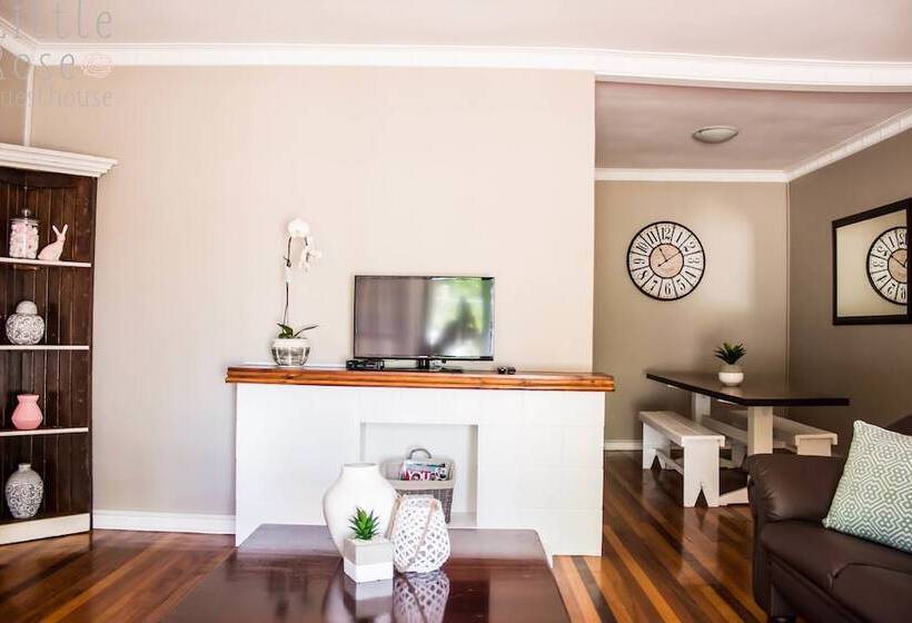 호텔 Little Rose Guesthouse & Self Catering