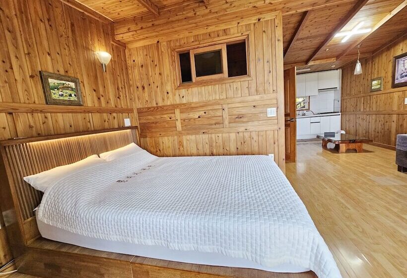 ホテル Longbeach Pension