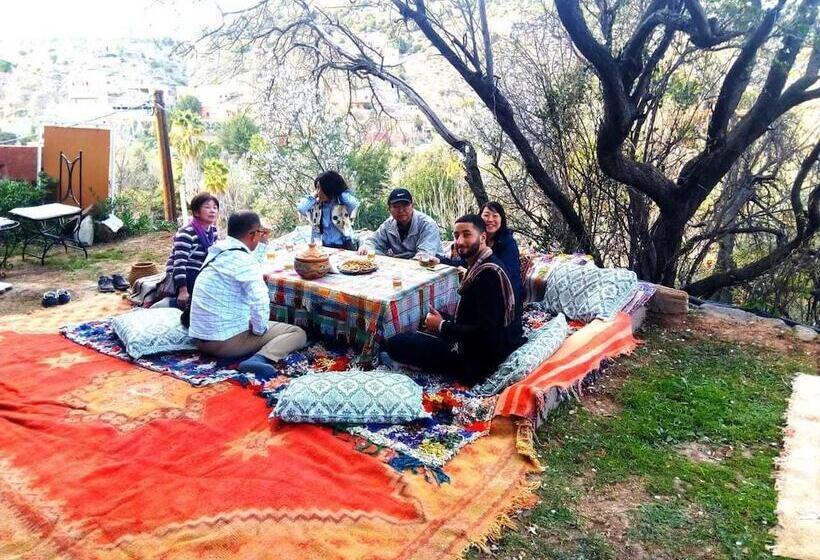 فندق Mandar Kebir