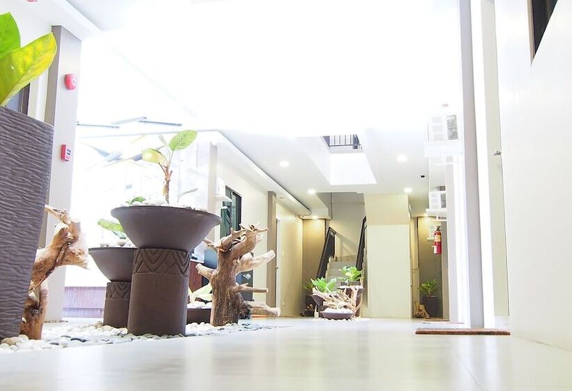 בית מלון כפרי Marton Suites