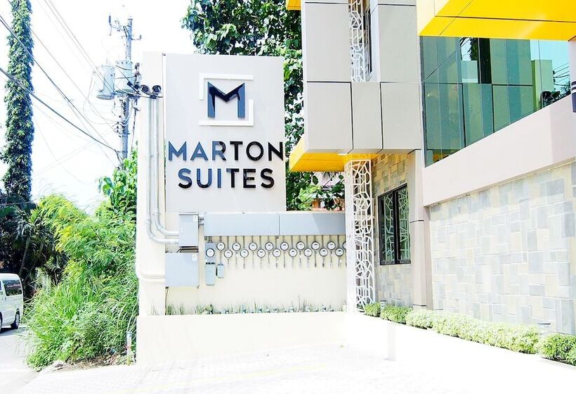 בית מלון כפרי Marton Suites
