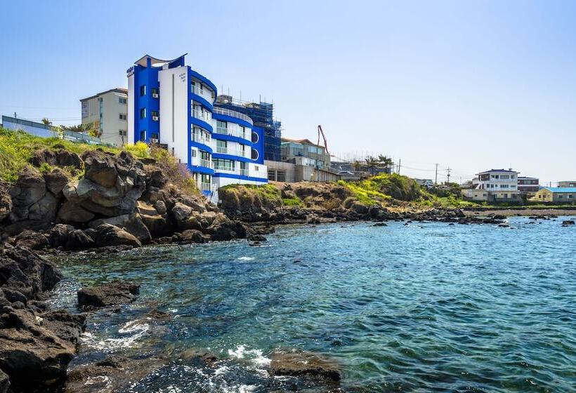 Отель On The Sea Pension