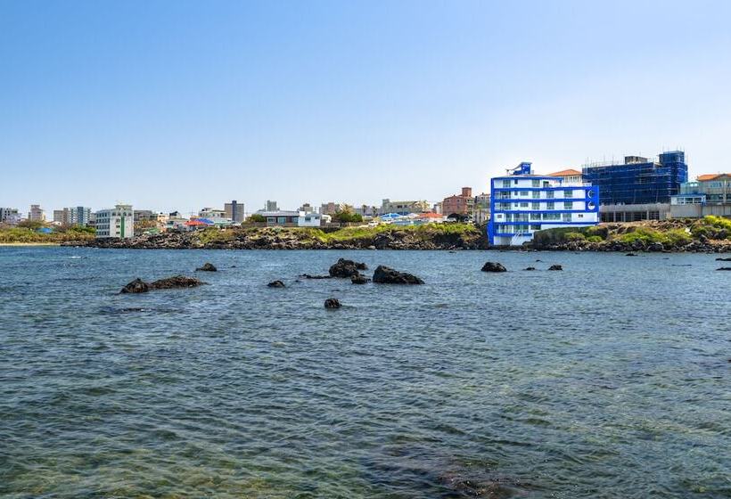 Отель On The Sea Pension