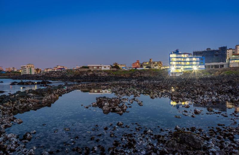 Отель On The Sea Pension