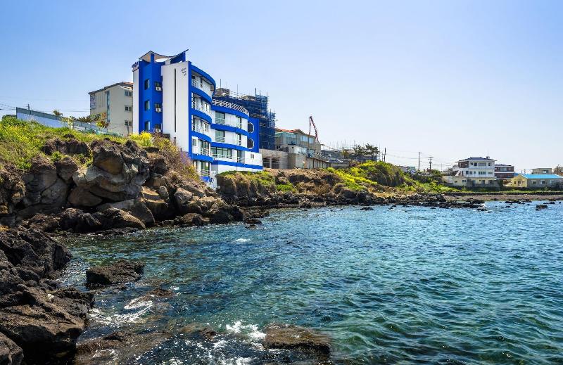 Отель On The Sea Pension