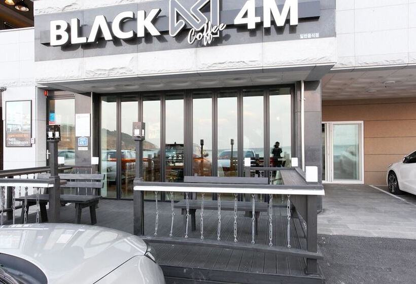 בית מלון כפרי Poem House