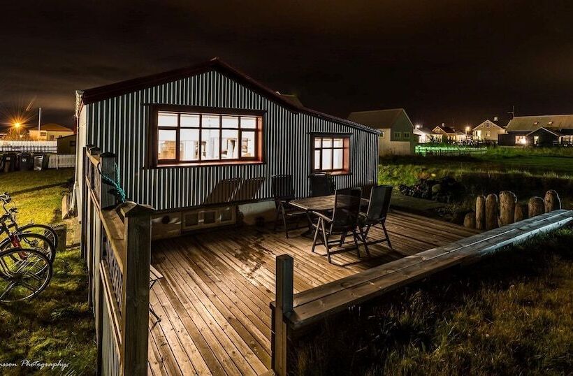 هتل Sea Side Cottages