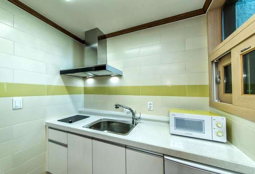 בית מלון כפרי Sea And Wave