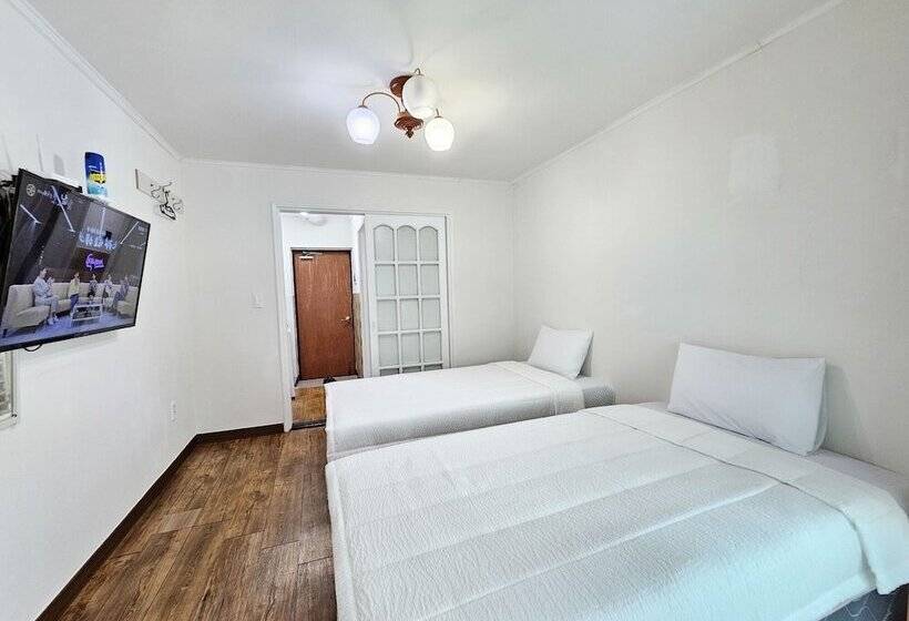 فندق Seongsan Sunrise Pension