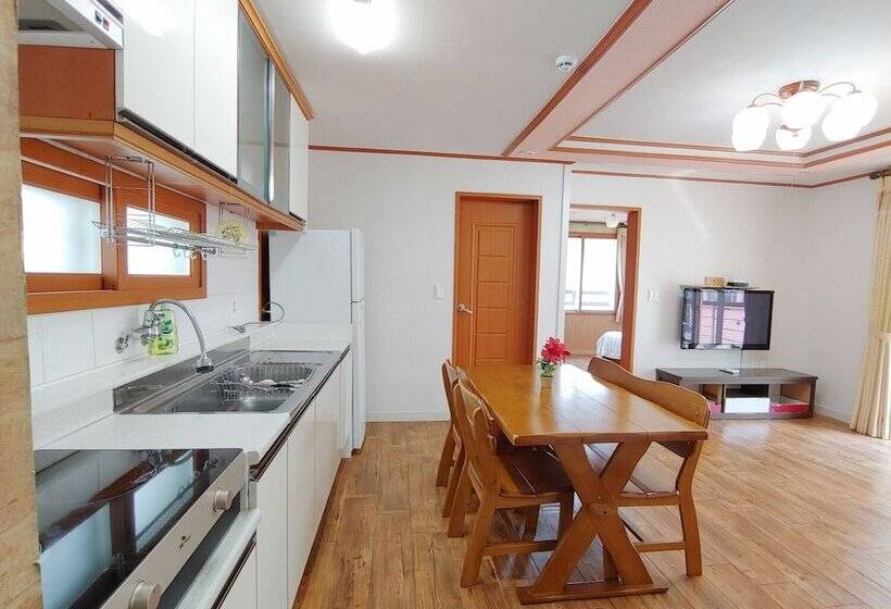 فندق Seongsan Sunrise Pension