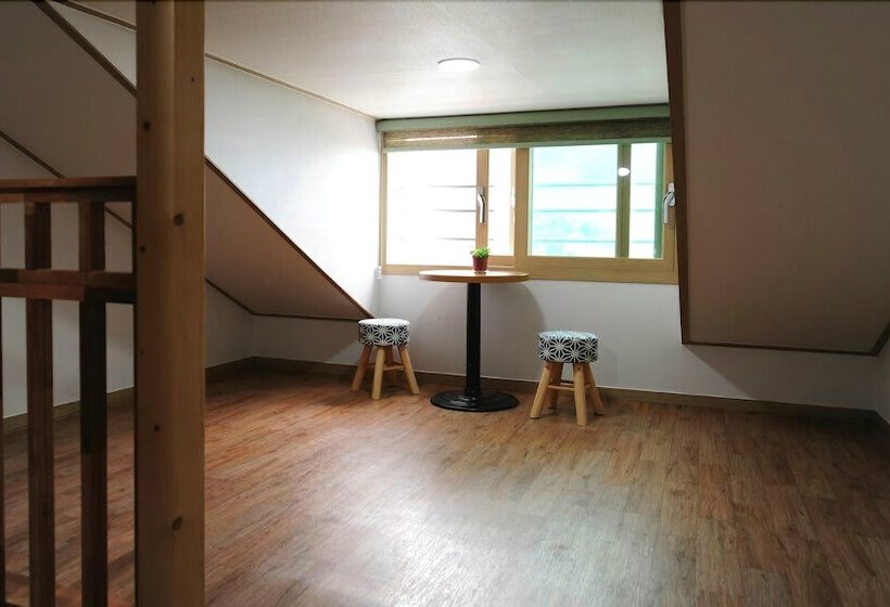 酒店 Seongsanpo Love